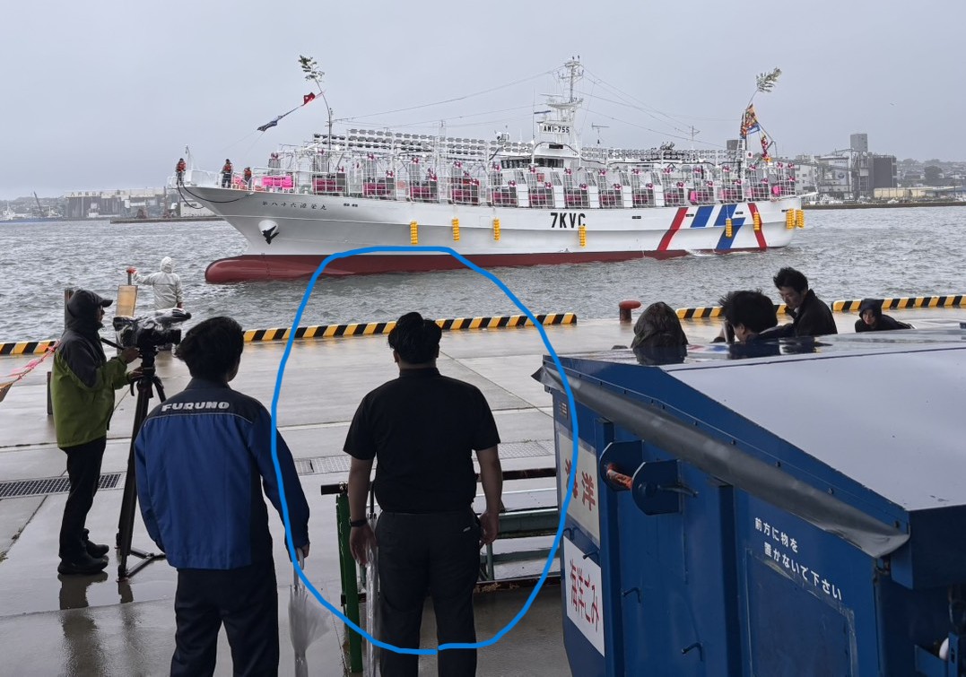 入港中②